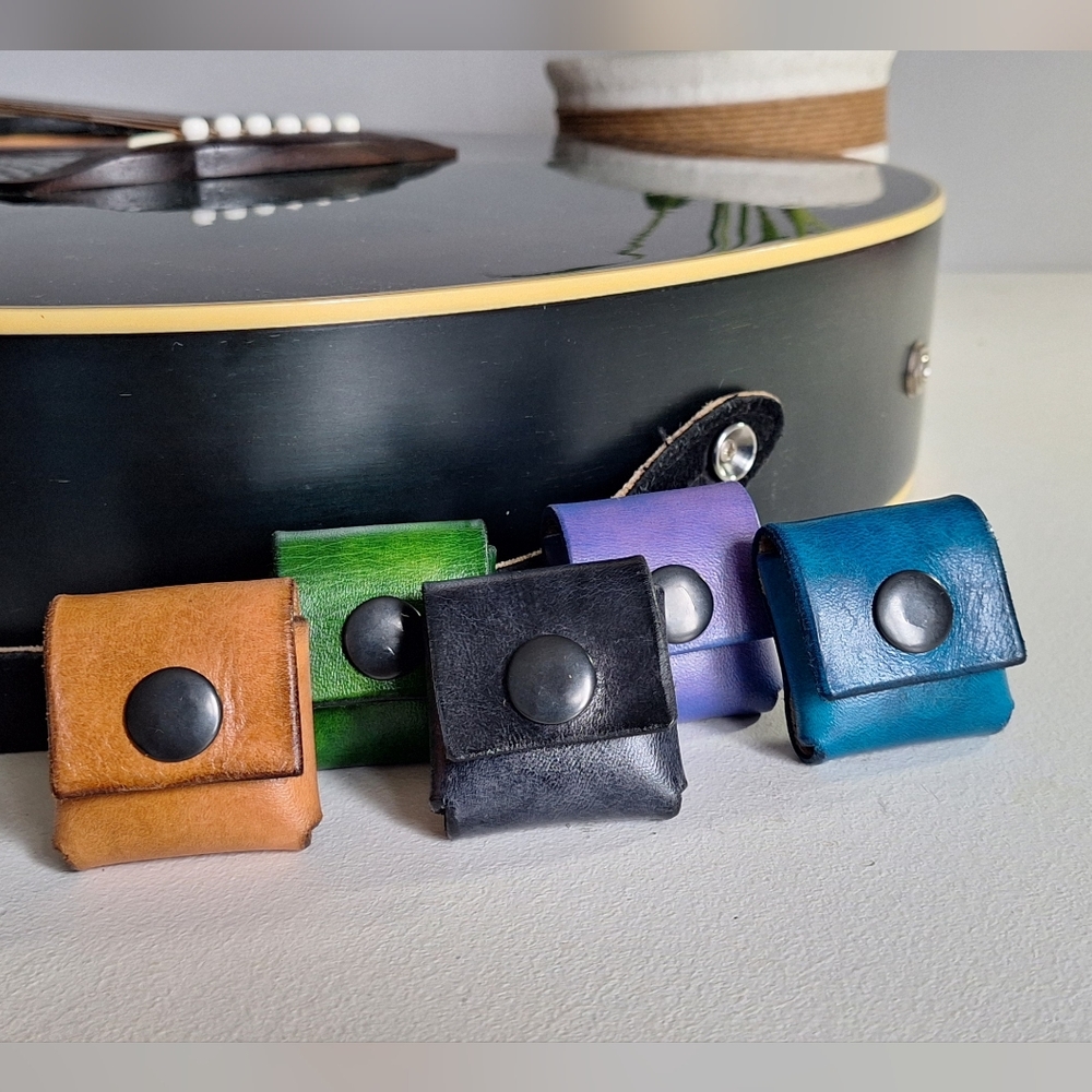 Guitar pick holder COLOR PURPLE